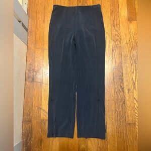 EUC Lululemon Ribbed Sofstreme Zip Leg HR Cropped Pant 25”